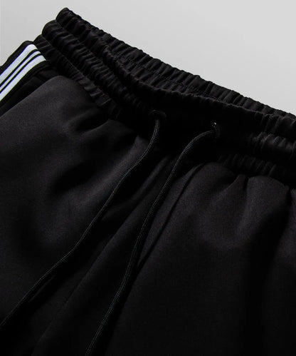 Paper Planes Planes Crew League Short - Black