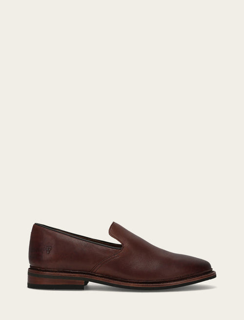 Paul Venetian - Brown - Outside