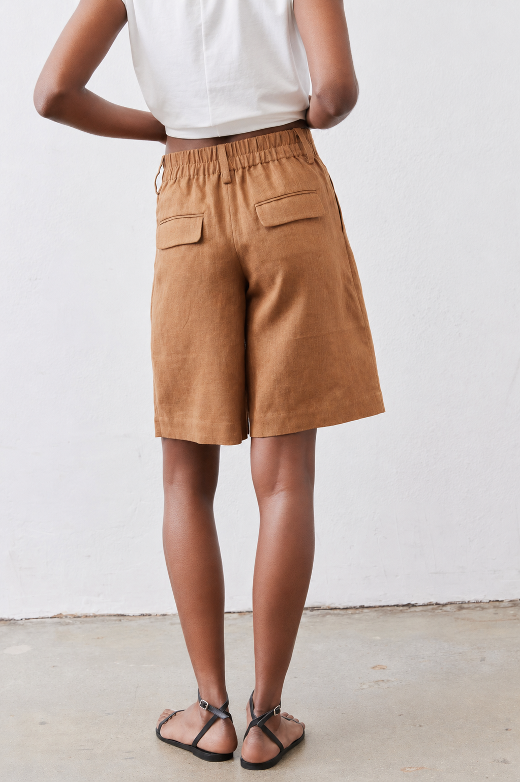 The Pleated Bermuda Shorts
