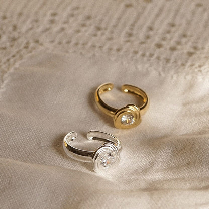 Polly Crystal Knot Toe Ring Silver Plate