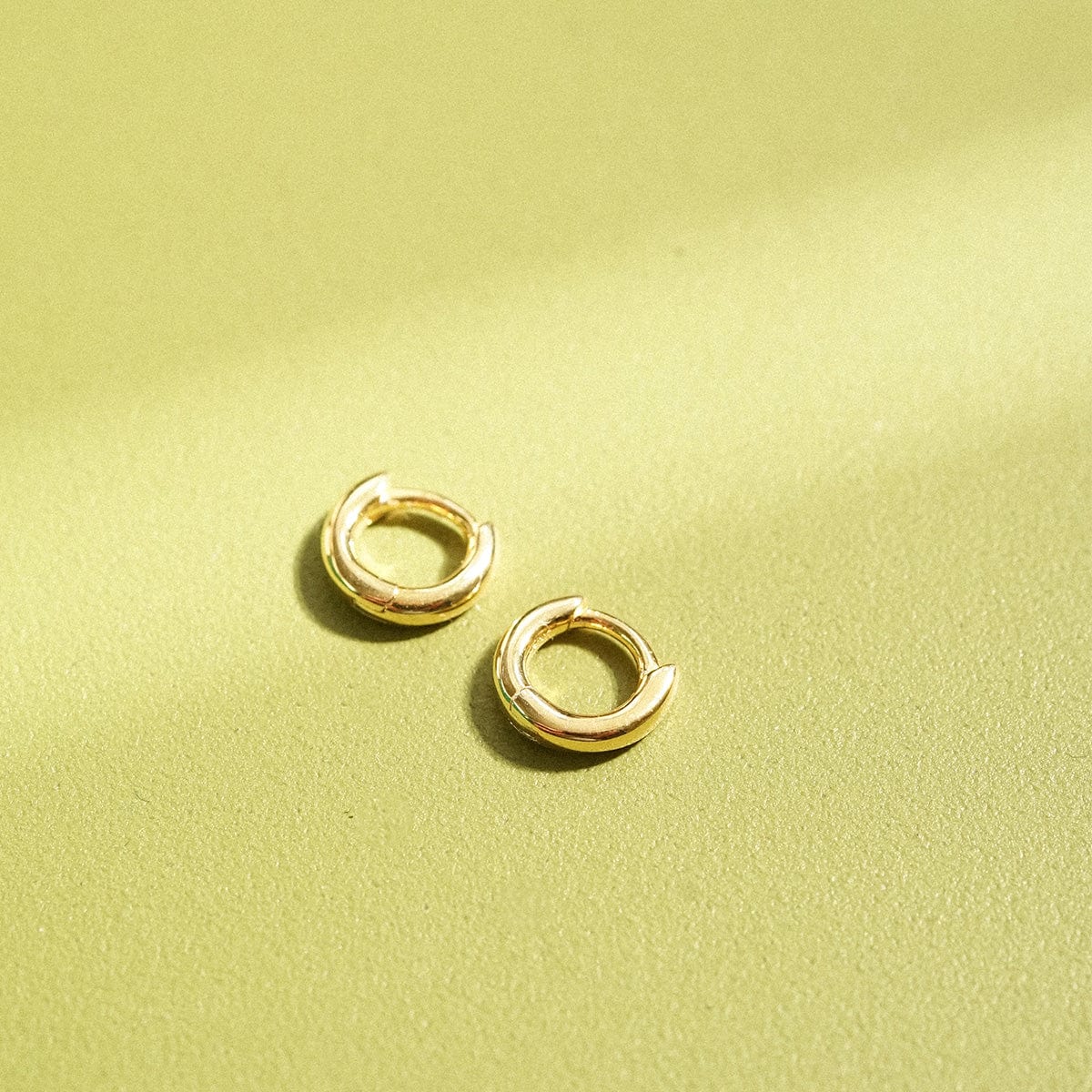 Polly Essential Huggie Earrings 18ct Gold Plate