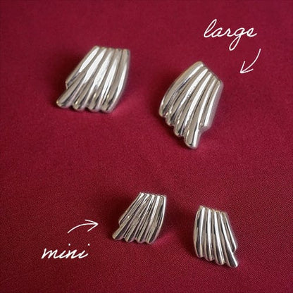 Polly Wave Stud Earrings Silver Plate
