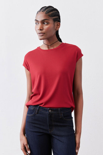 The Ribbed Tuck-In Tee
