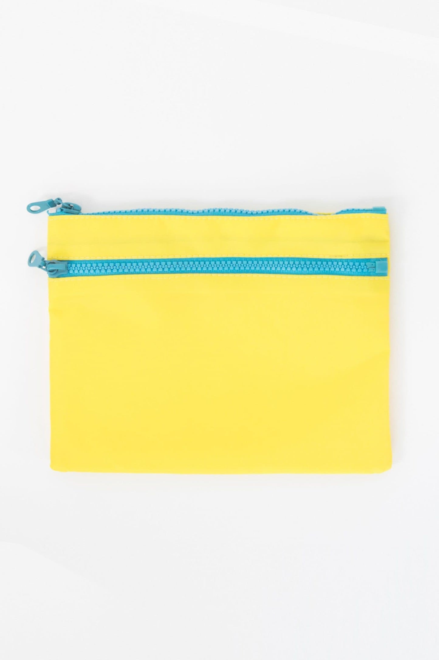 RNB502 - Nylon Zippered Pouch