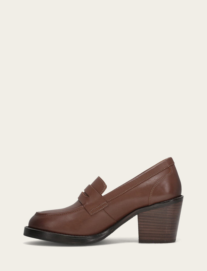 Rylee Loafer - Walnut - Inside