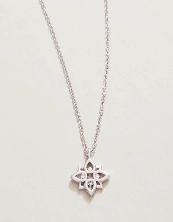 Sea La Vie Necklace 18'' Never Give Up/Lotus Silver