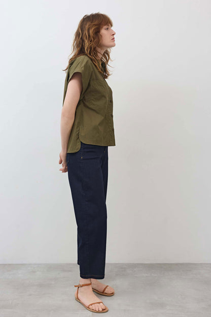 Short Sleeve Poplin Button Down Blouse