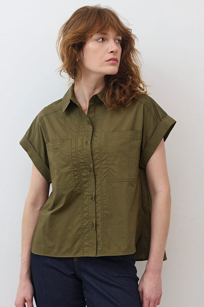 Short Sleeve Poplin Button Down Blouse