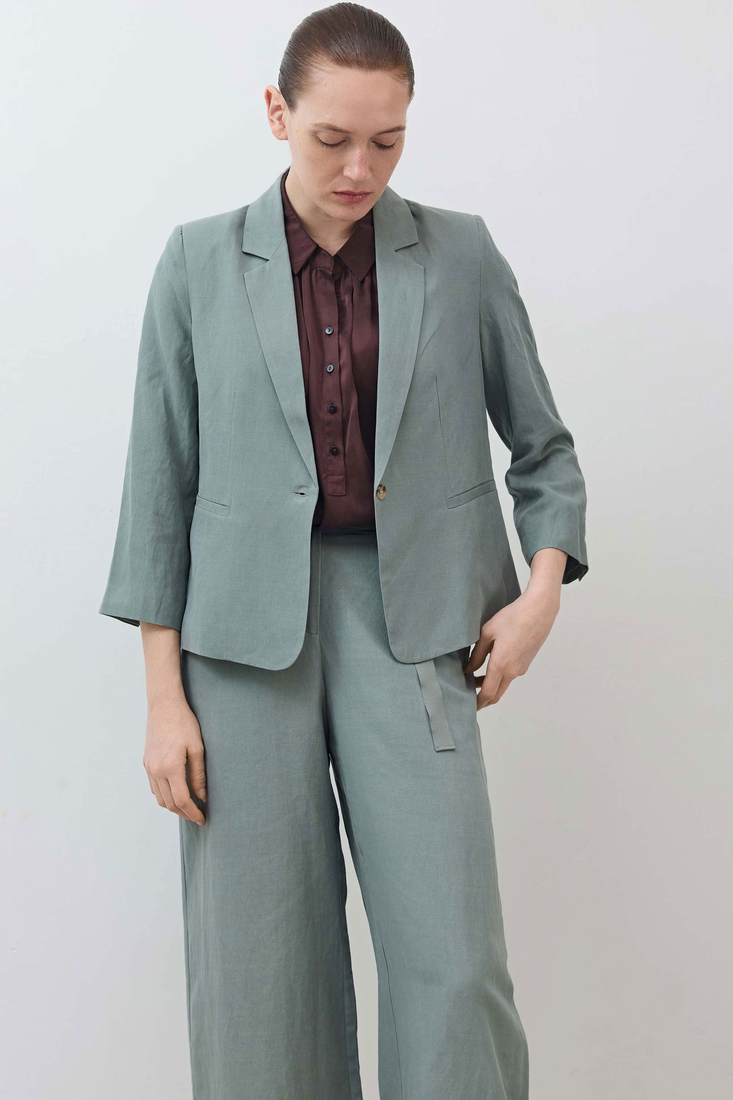 The Silk Linen Shrunken Blazer