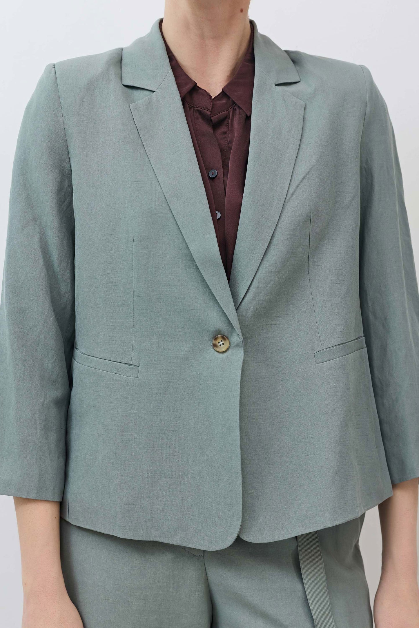 The Silk Linen Shrunken Blazer