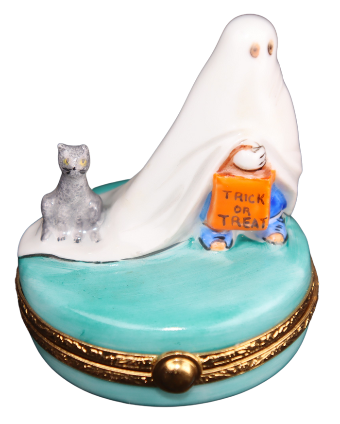 SKU# 7404 - Halloween Trick or Treat on blue base