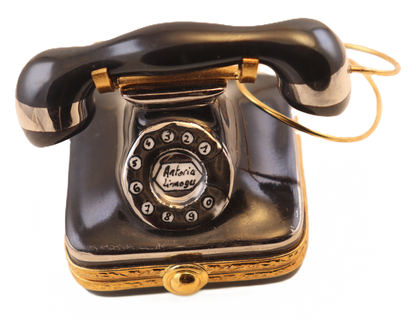 SKU# 7701 - Square Black Old Fashionned Telephone