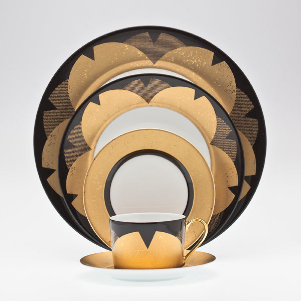 SKU# B220-REC20696 - Kin Zakura Dessert Plate - Shape Recamier - Size: 8.5"