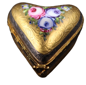 SKU# C034008 - Incrusted Small Heart Box
