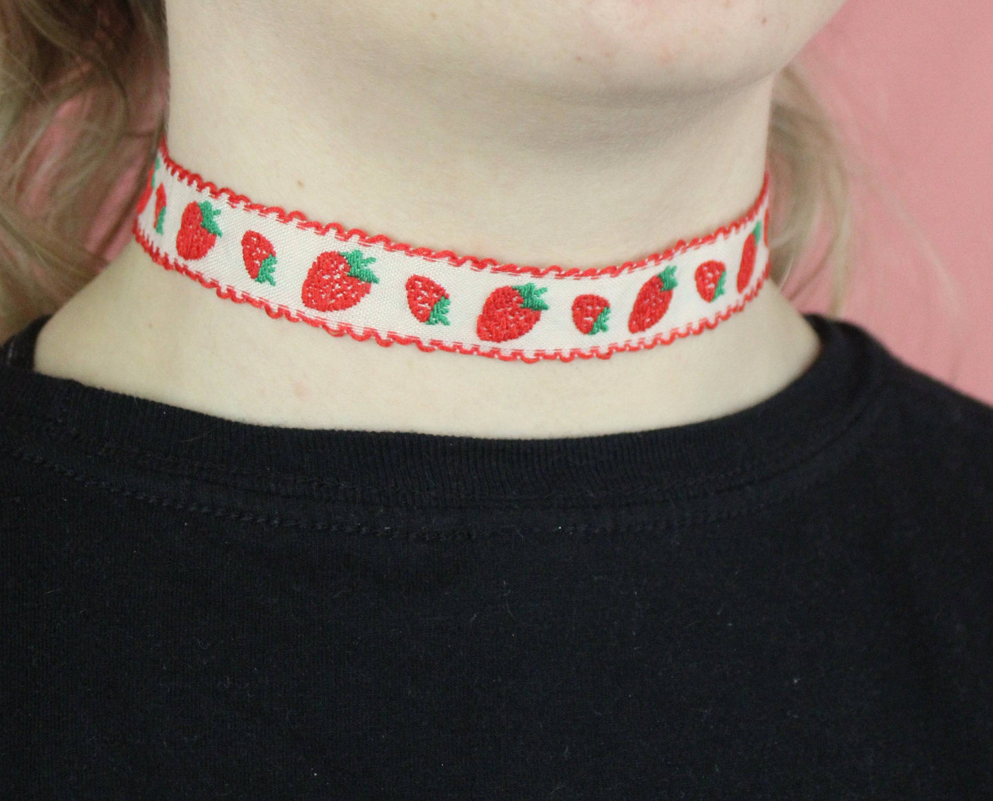 Strawberry Choker