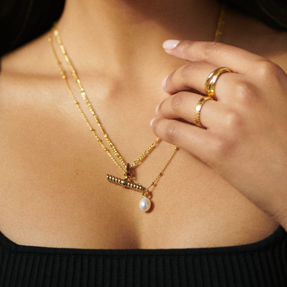 Baroque Pearl Pendant Necklace 18ct Gold Plate