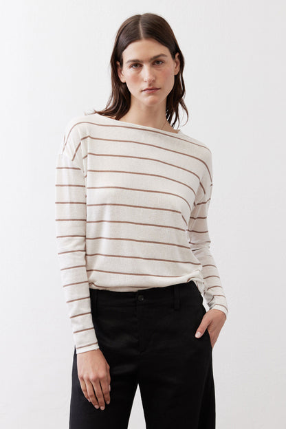Essential Top With Buttons In The Back