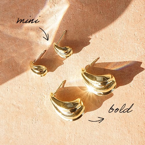 Wave Stud Earrings 18ct Gold Plate