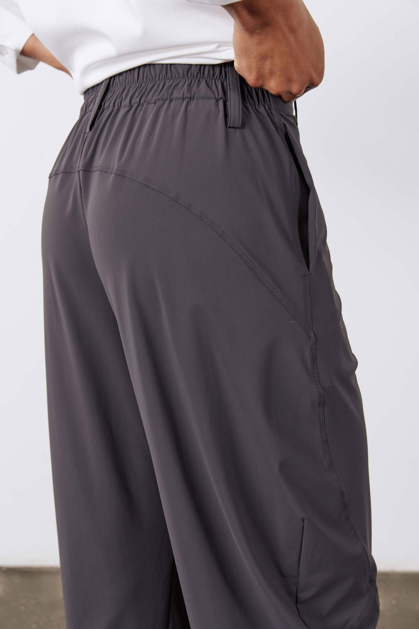 The Petite Wide-ish Pants
