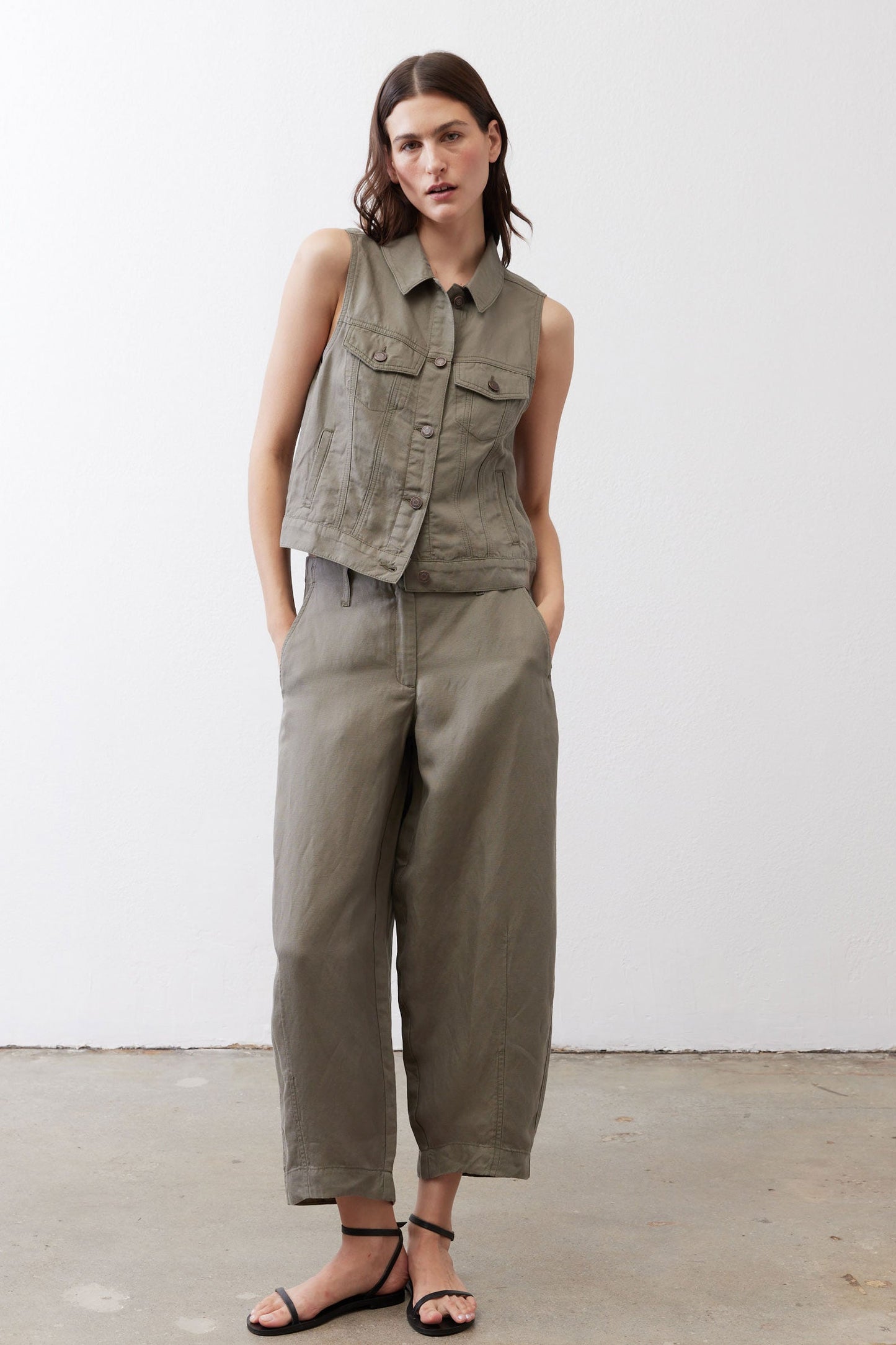 The Wide Leg Ankle Pants