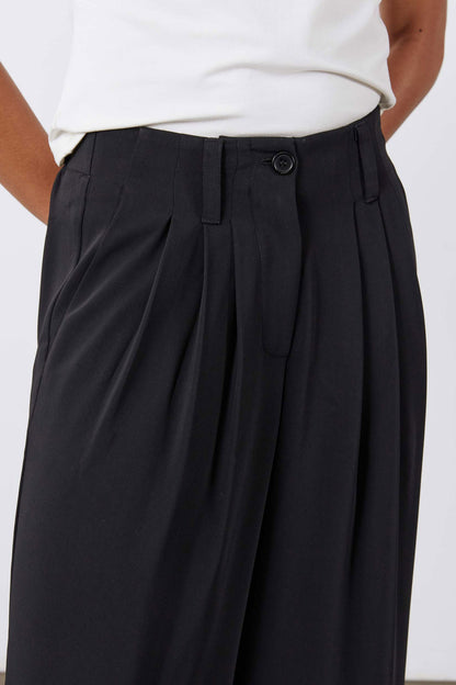 The Petite Wide Leg Trousers