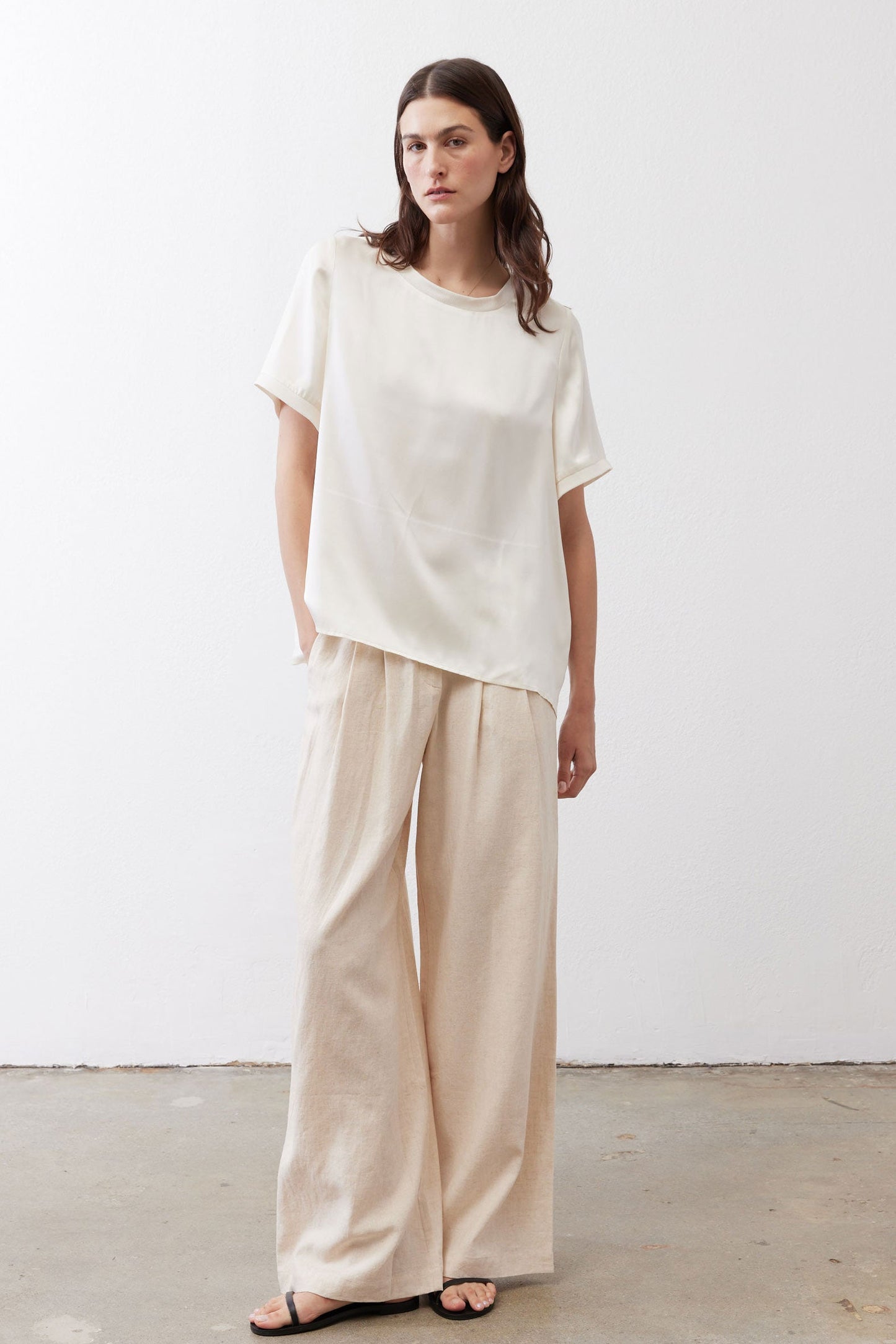The Wide Leg Linen Trousers