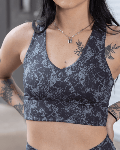 Women's Untamed Sports Bra - Gray Snakeskin